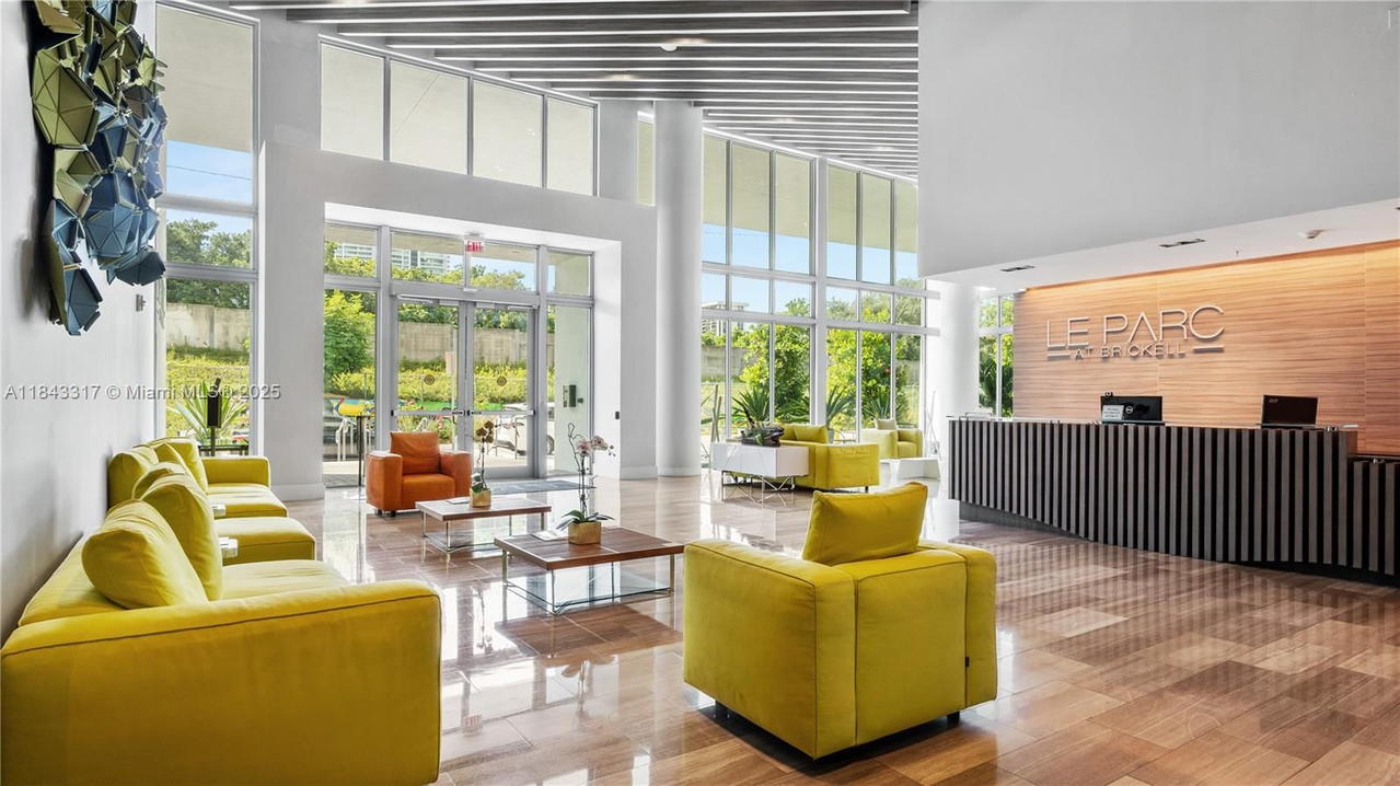 Real estate property located at 1600 1st Ave #1104, Miami-dade, Le Parc At Brickell Condo, Miami, FL