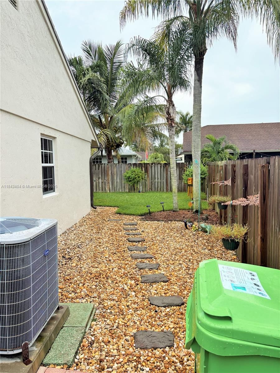 Real estate property located at 1357 151st Ter, Broward, New River Estates, Sunrise, FL