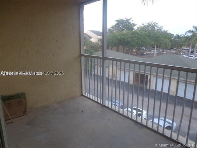 Real estate property located at 5686 Rock Island Rd #129, Broward, Sun Vista Gardens Condo, Tamarac, FL