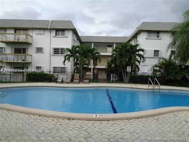 Real estate property located at 15205 6th Ave D212, Miami-dade, Ola Condo, Miami, FL
