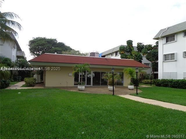 Real estate property located at 15205 6th Ave D212, Miami-dade, Ola Condo, Miami, FL
