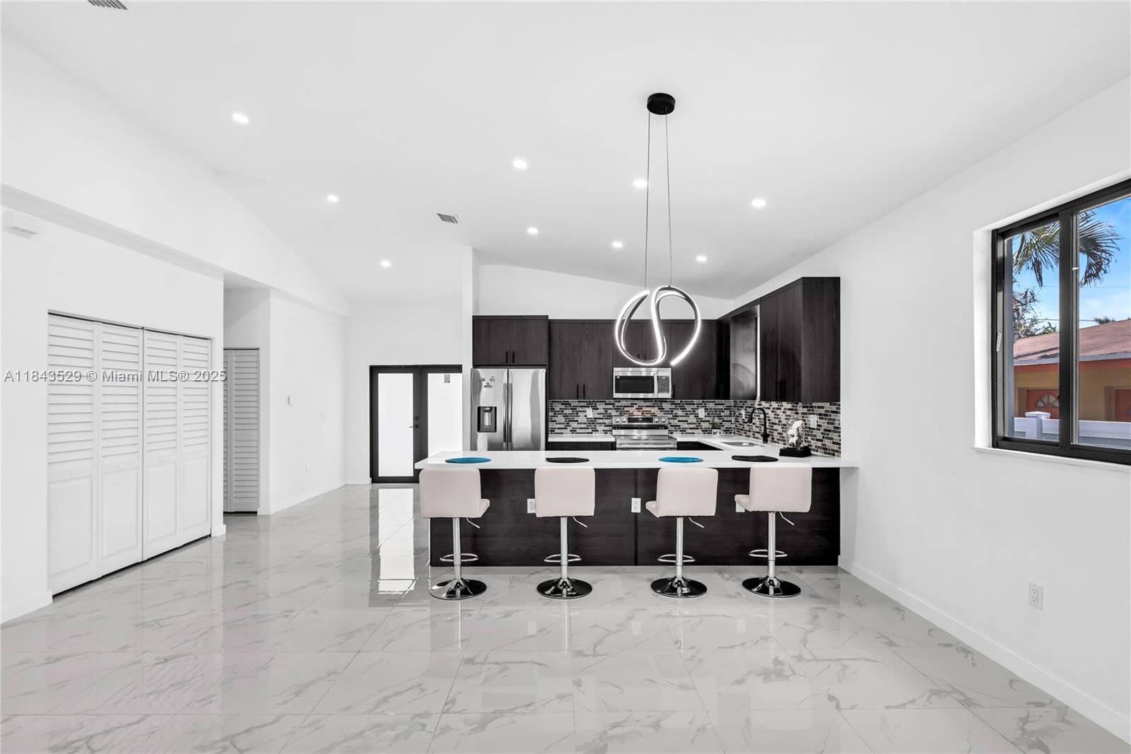 Real estate property located at 335 15th St, Broward, Sanders Park, Pompano Beach, FL
