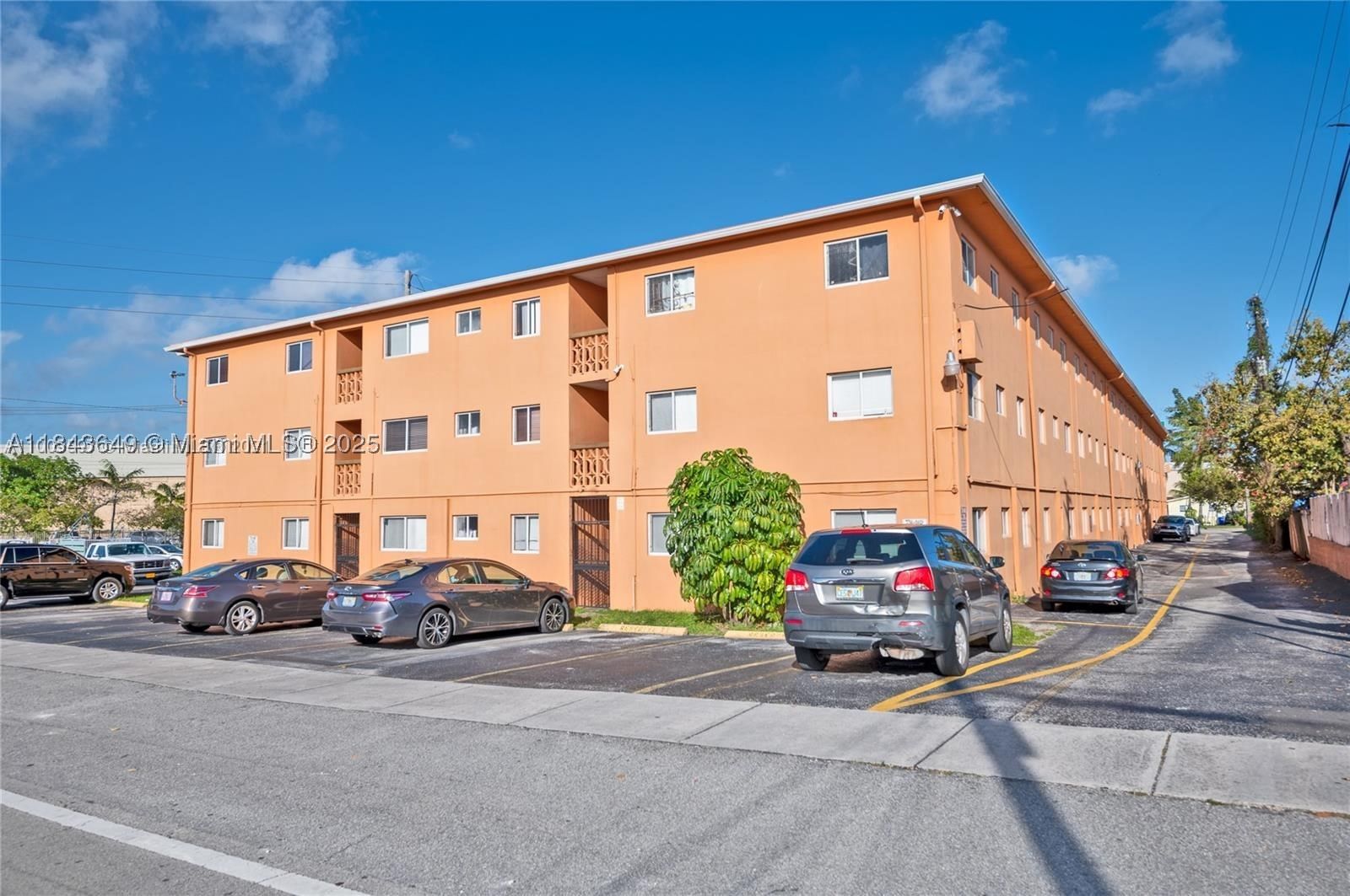 Real estate property located at 2330 11th St #47, Miami-dade, River Grand Ii Condo, Miami, FL