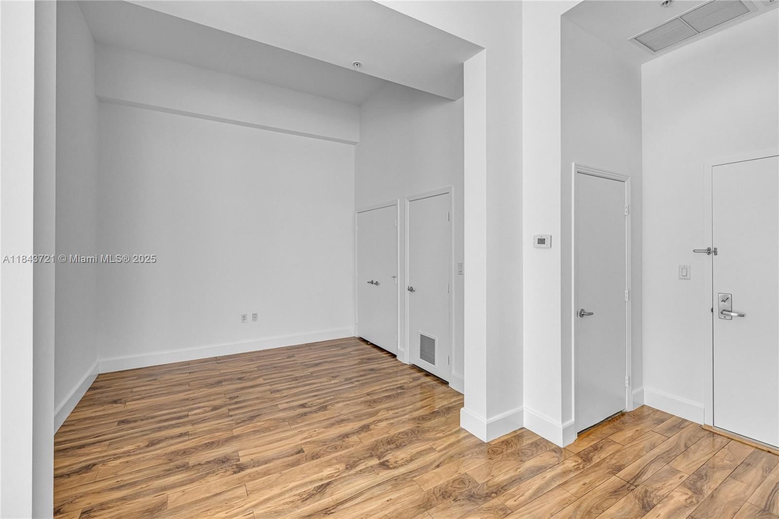 Real estate property located at 9055 73rd Ct #310, Miami-dade, Metropolis I At Dadeland, Miami, FL