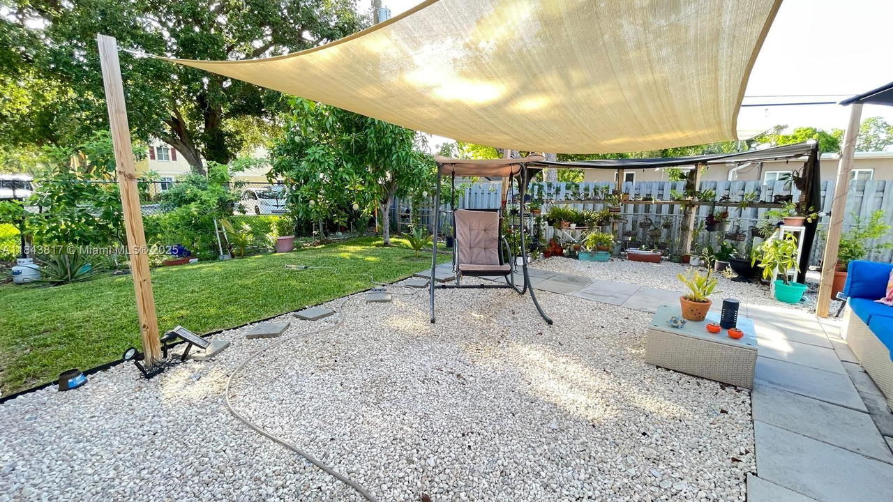 Real estate property located at 1445 116th Ter, Miami-dade, Gunton Heights, Miami, FL