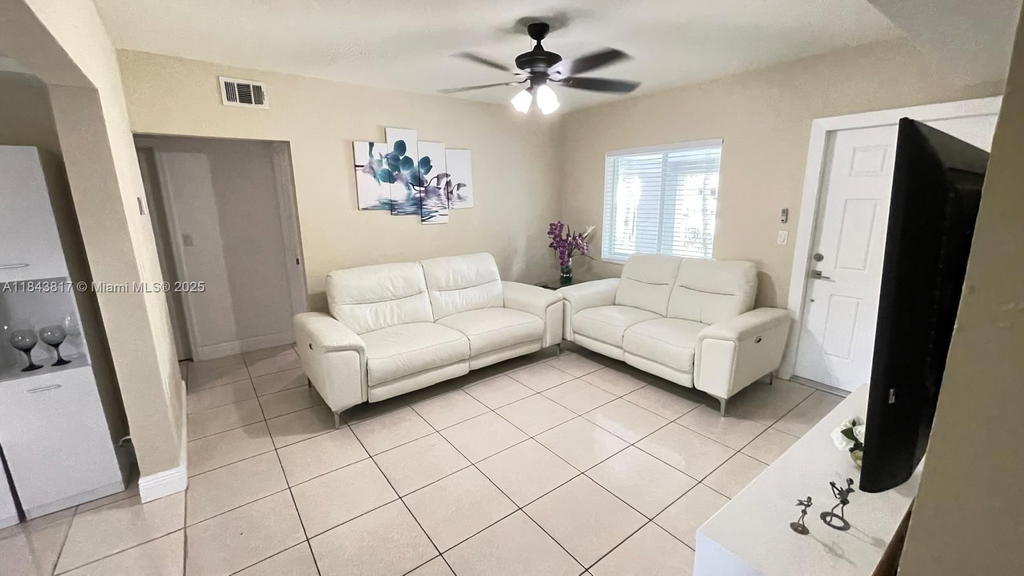 Real estate property located at 1445 116th Ter, Miami-dade, Gunton Heights, Miami, FL