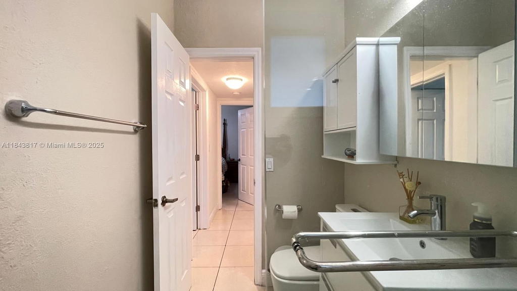 Real estate property located at 1445 116th Ter, Miami-dade, Gunton Heights, Miami, FL