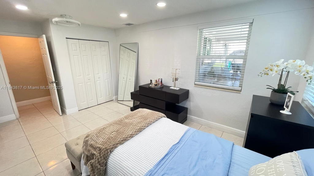 Real estate property located at 1445 116th Ter, Miami-dade, Gunton Heights, Miami, FL