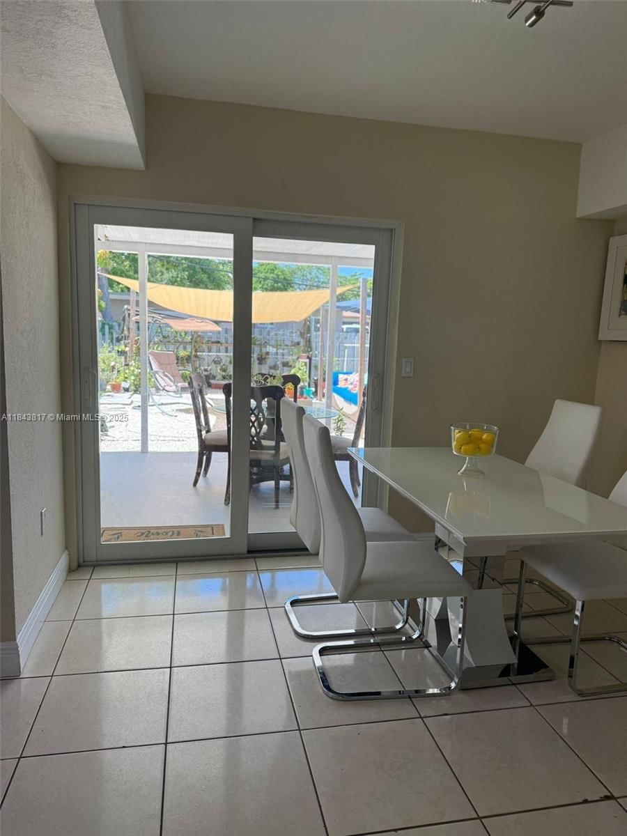 Real estate property located at 1445 116th Ter, Miami-dade, Gunton Heights, Miami, FL