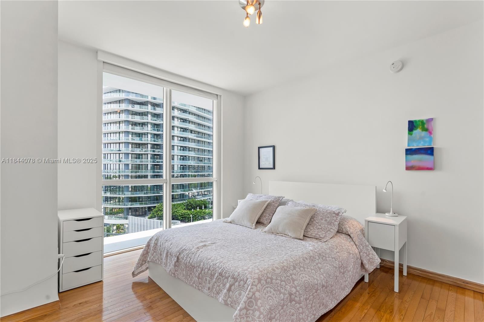 Real estate property located at 520 West Ave #1105, Miami-dade, The Bentley Bay Condo, Miami Beach, FL