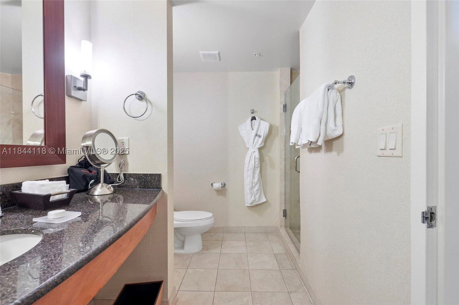 Real estate property located at 18001 Collins Ave #1411, Miami-dade, Trump International Sones, Sunny Isles Beach, FL
