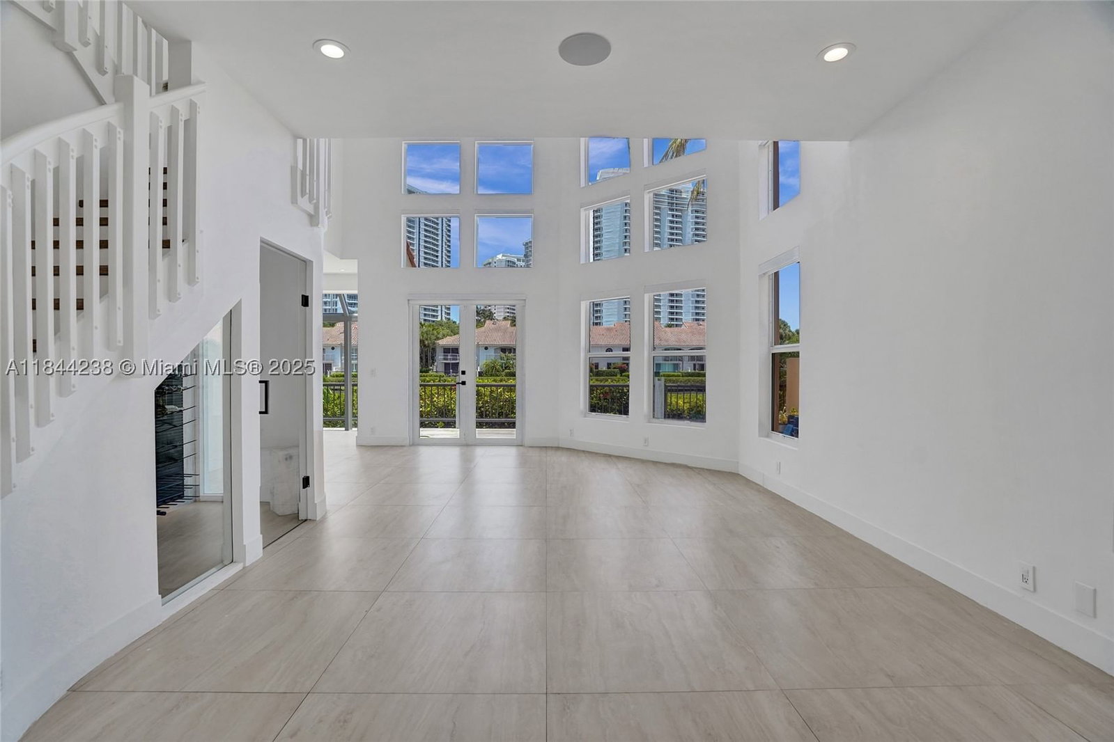 Real estate property located at 3757 NE 208th Ter., Miami-dade, Island Way, Aventura, FL