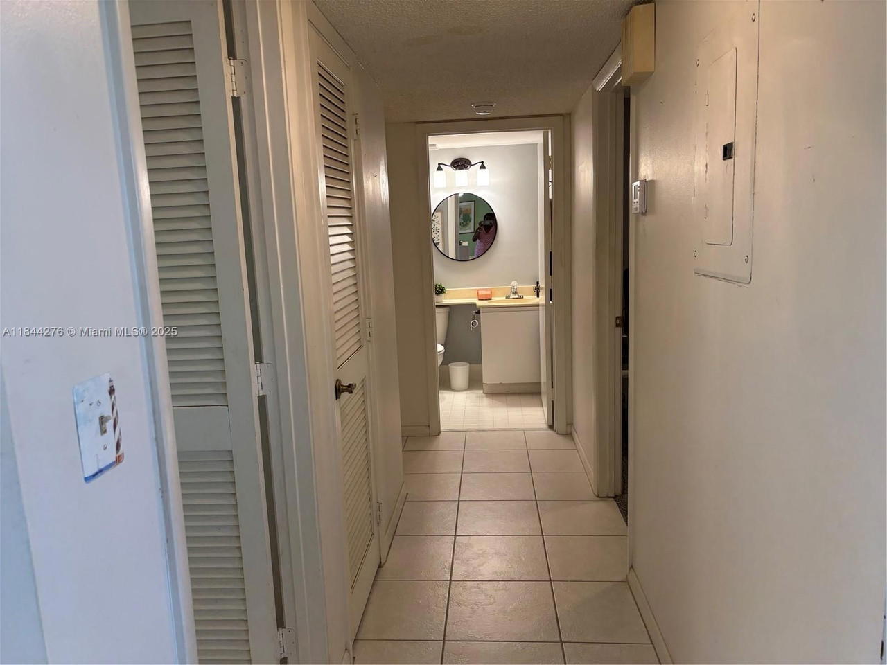 Real estate property located at 4940 Sabal Palm Blvd #205, Broward, Lakes Of Carriage Hills, Tamarac, FL