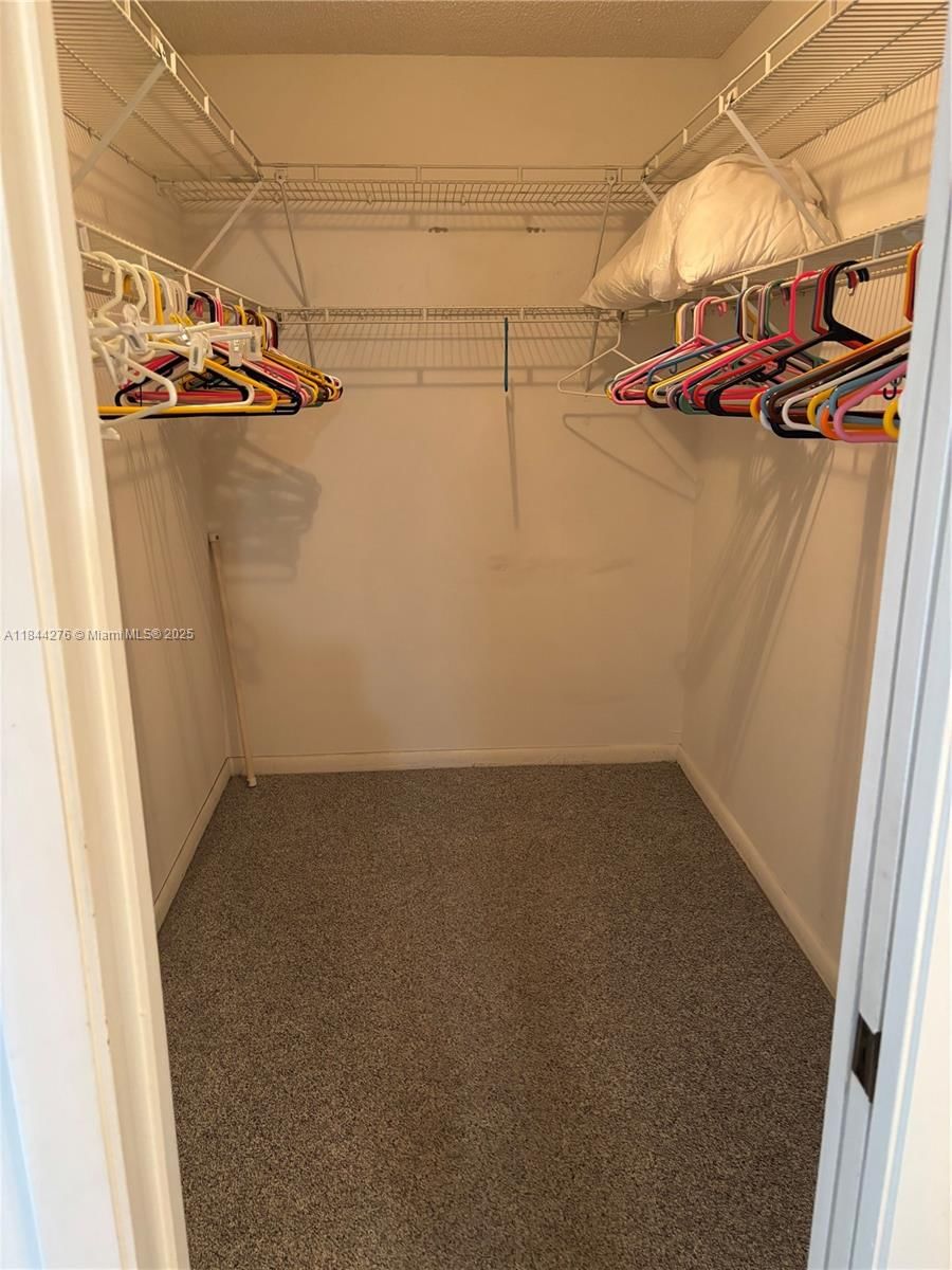 Real estate property located at 4940 Sabal Palm Blvd #205, Broward, Lakes Of Carriage Hills, Tamarac, FL