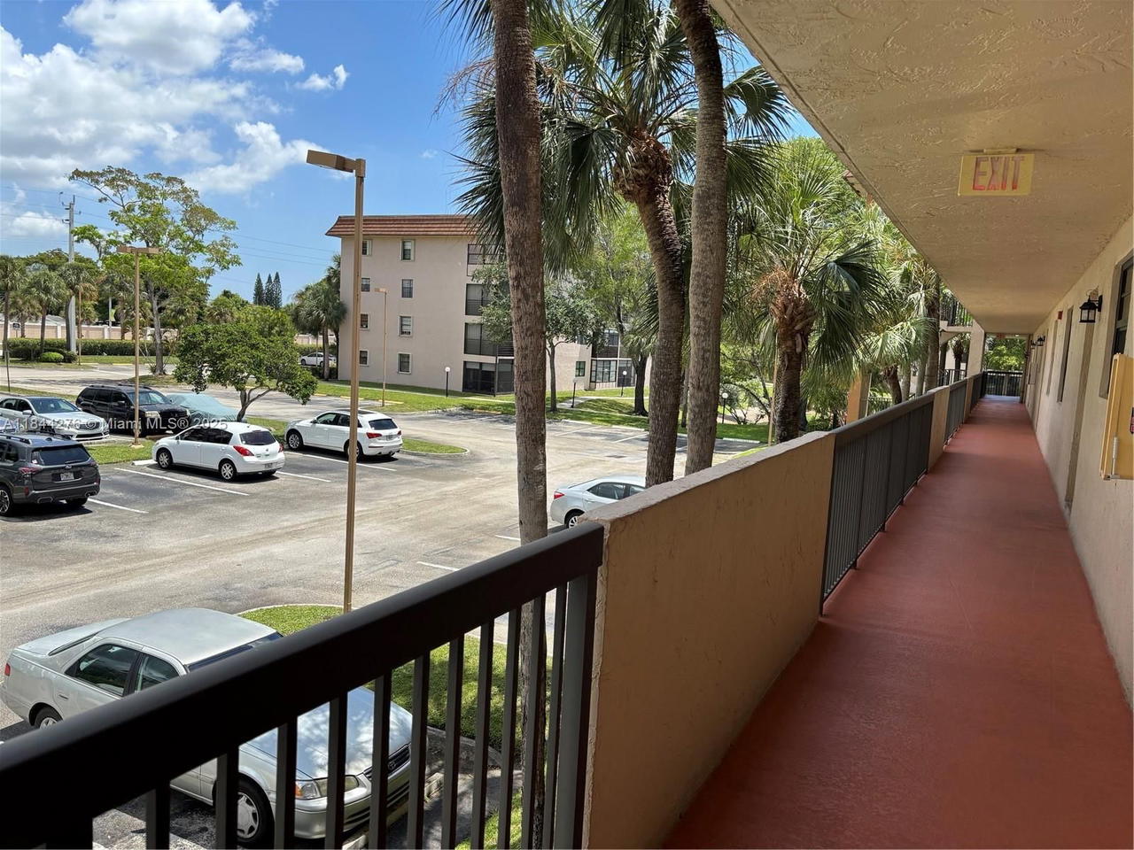 Real estate property located at 4940 Sabal Palm Blvd #205, Broward, Lakes Of Carriage Hills, Tamarac, FL