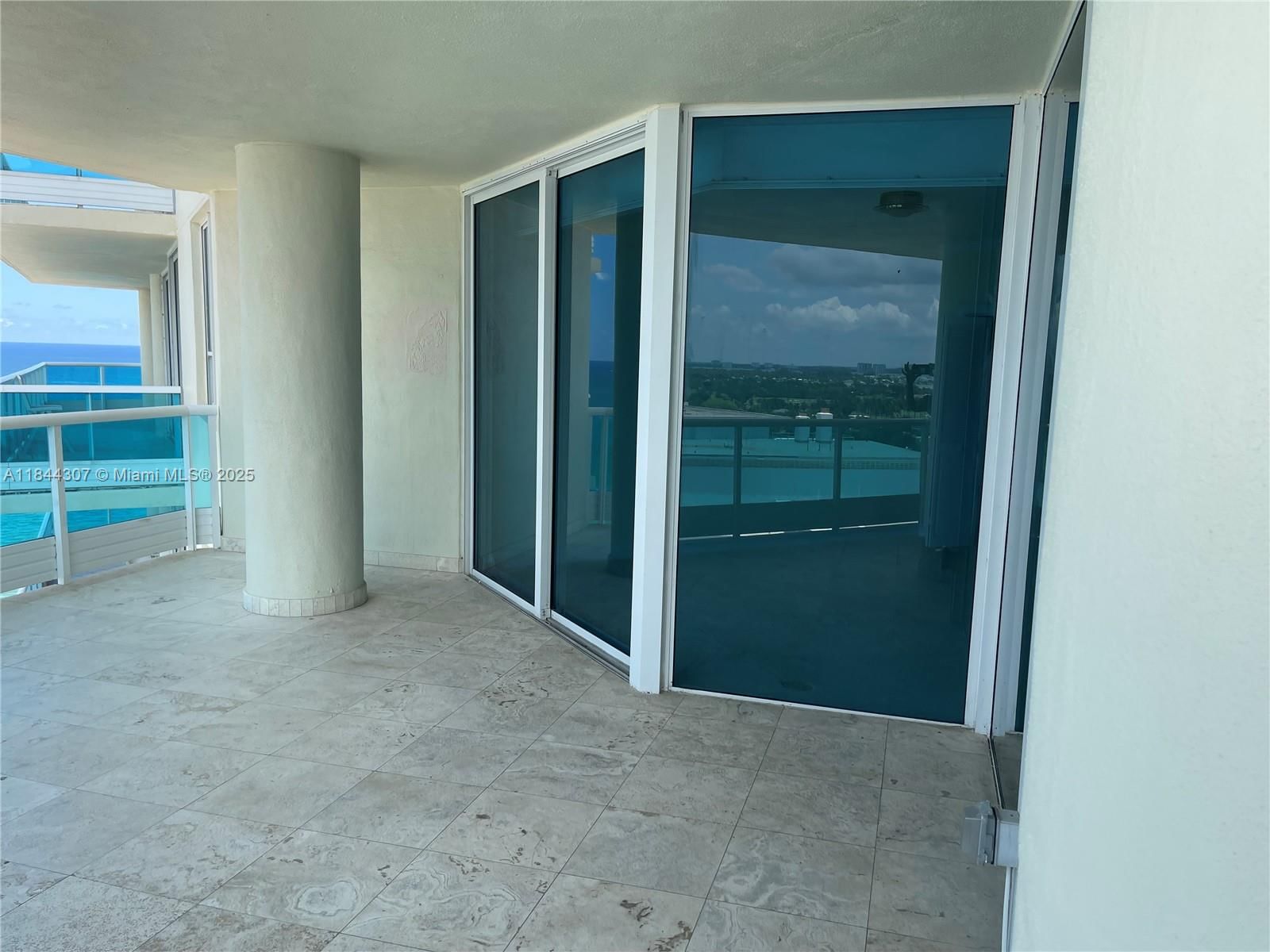 Real estate property located at 5025 Collins Ave #1908, Miami-dade, Capobella Condominium, Miami Beach, FL