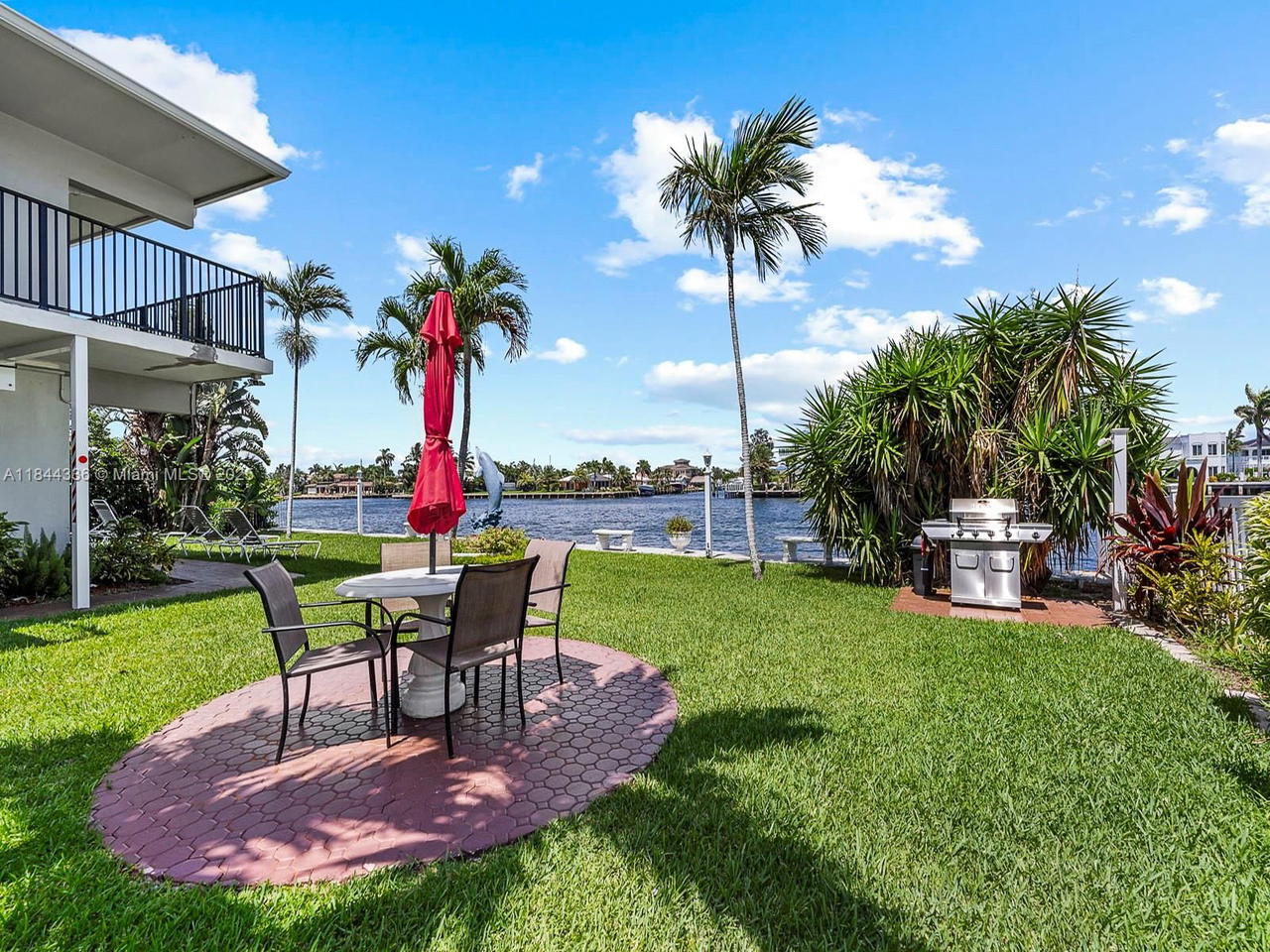 Real estate property located at 555 Riverside Dr #4, Broward, N/a, Pompano Beach, FL