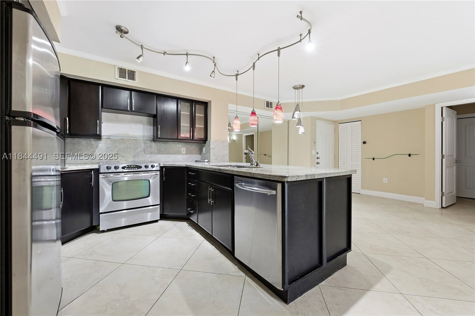 Real estate property located at 1733 Village Blvd #108, Palm Beach, Milano Condo, West Palm Beach, FL
