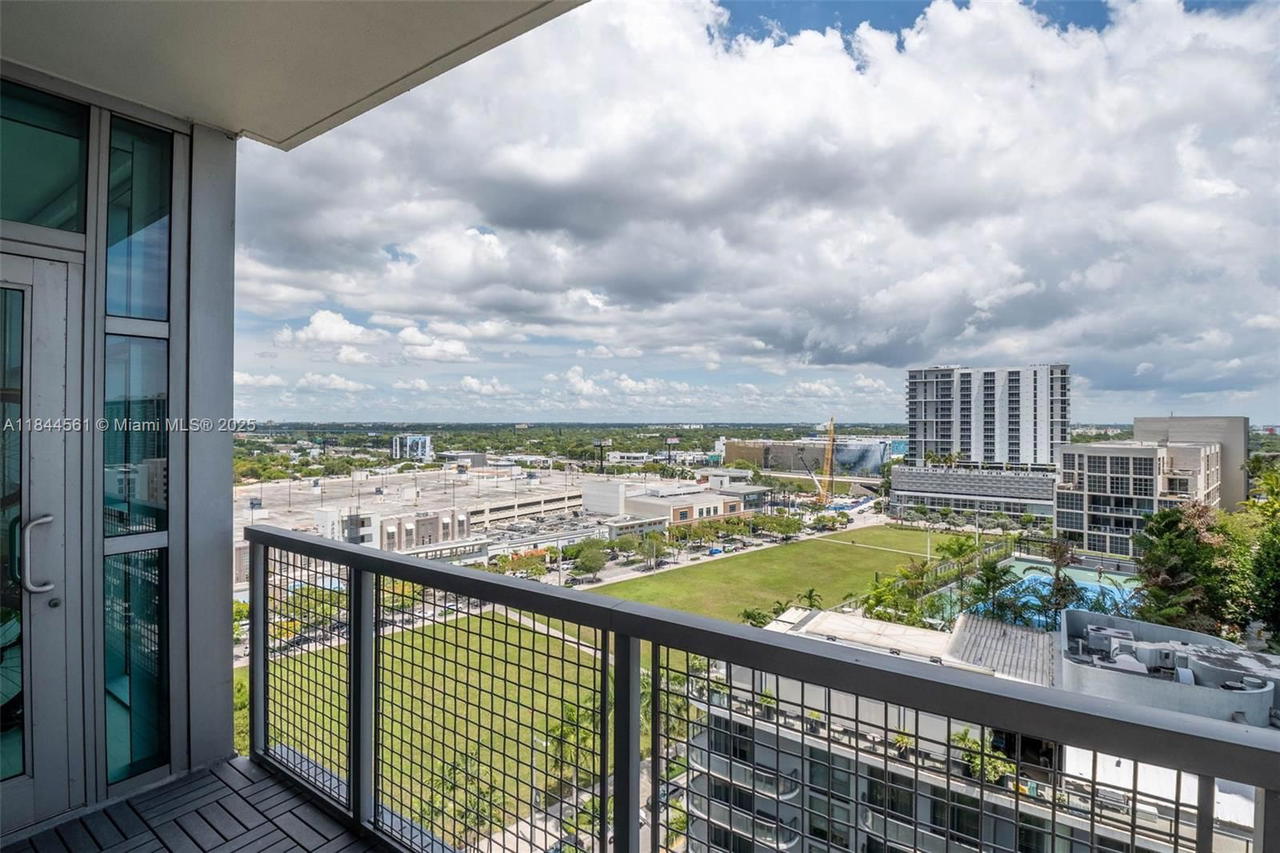 Real estate property located at 3301 1st Ave H1211, Miami-dade, Four Midtown Miami Condo, Miami, FL