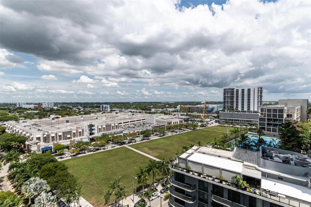 Real estate property located at 3301 1st Ave H1211, Miami-dade, Four Midtown Miami Condo, Miami, FL