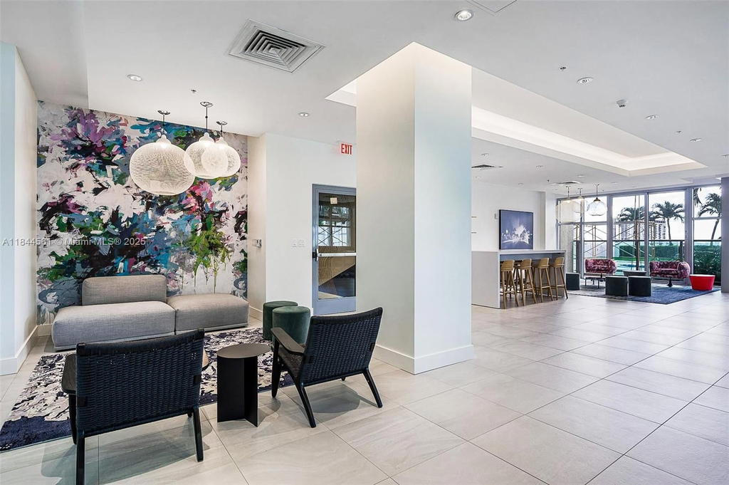 Real estate property located at 3301 1st Ave H1211, Miami-dade, Four Midtown Miami Condo, Miami, FL