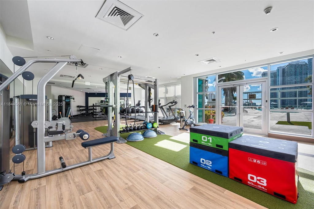 Real estate property located at 3301 1st Ave H1211, Miami-dade, Four Midtown Miami Condo, Miami, FL