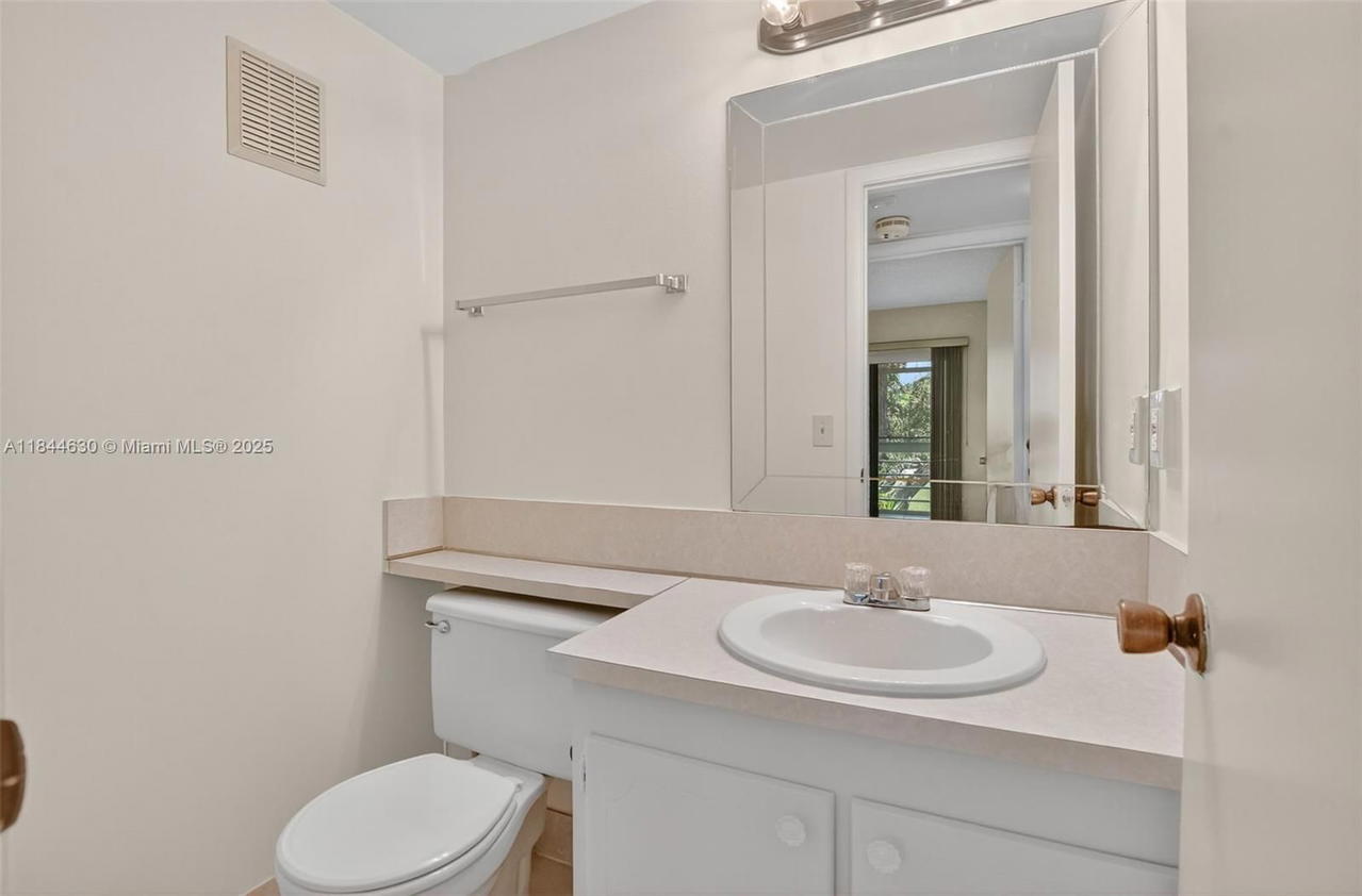 Real estate property located at 413 Tilford S #413, Broward, Tilford S Condo, Deerfield Beach, FL