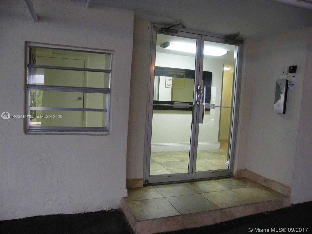 Real estate property located at 910 Michigan Ave #304, Miami-dade, Michigan West Condominium, Miami Beach, FL