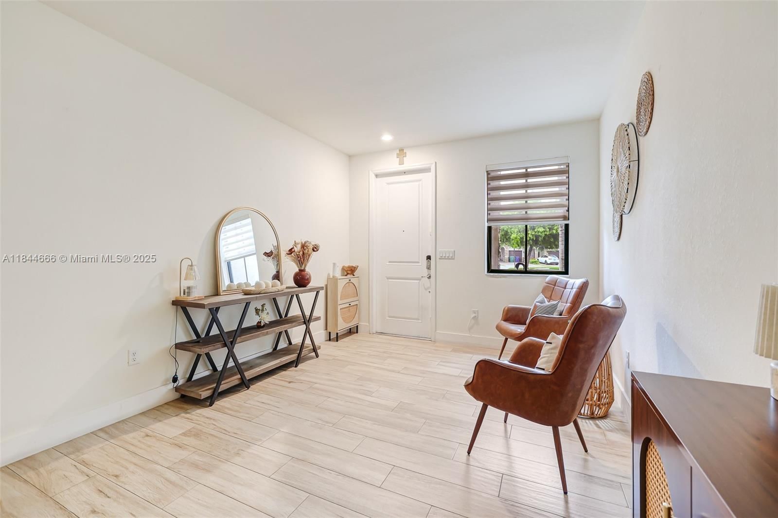 Real estate property located at 11429 253rd St, Miami-dade, Coco Palm Estates, Homestead, FL
