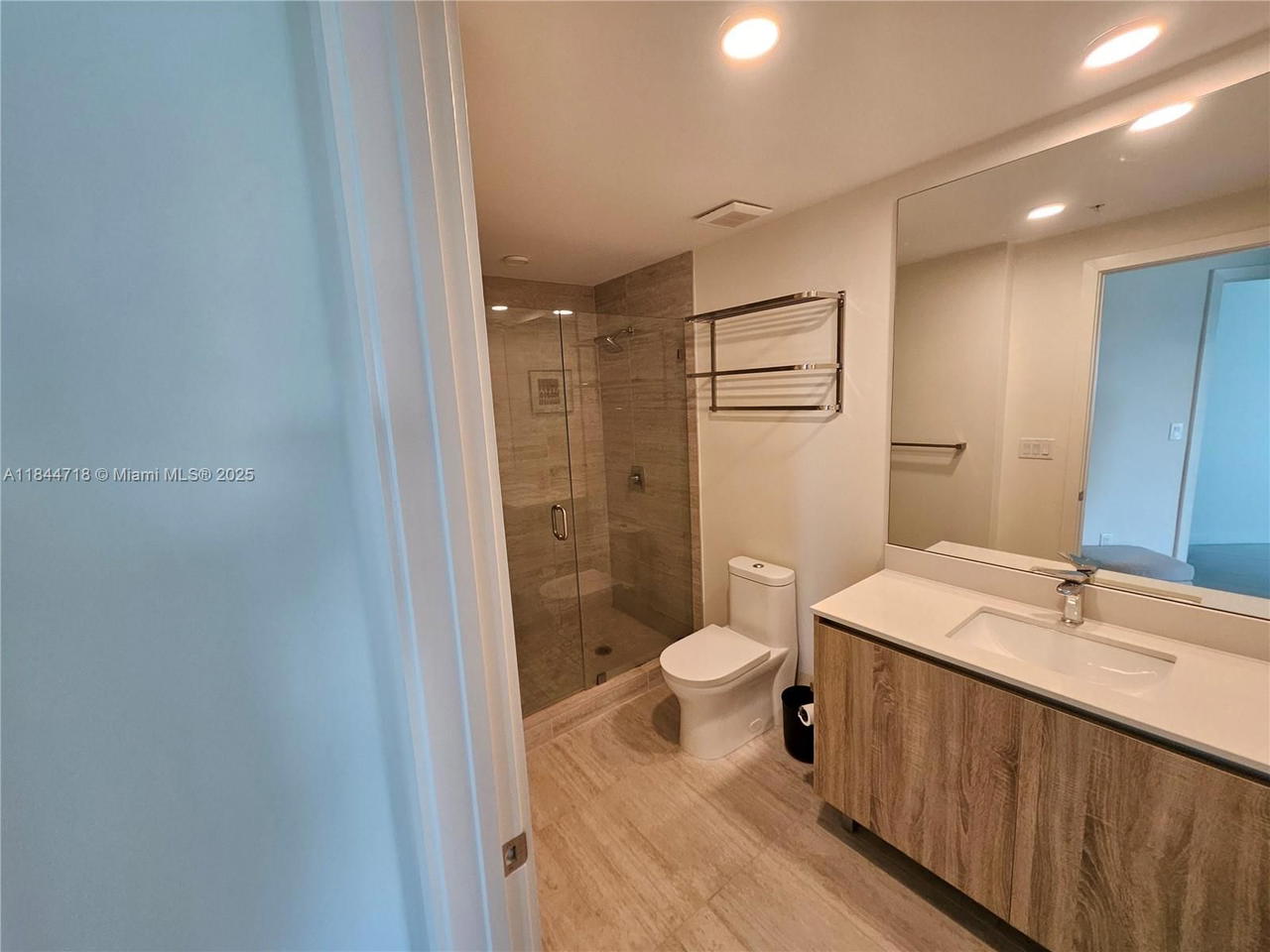 Real estate property located at 3900 Biscayne Blvd N-815, Miami-dade, Quadro Condo, Miami, FL