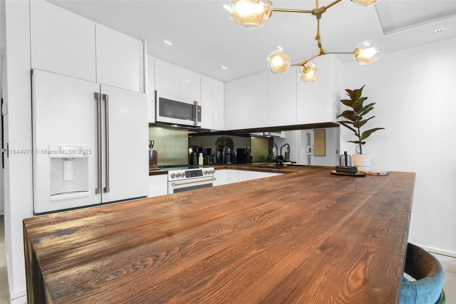 Real estate property located at 2301 Collins Ave #1201, Miami-dade, Roney Palace Condo, Miami Beach, FL