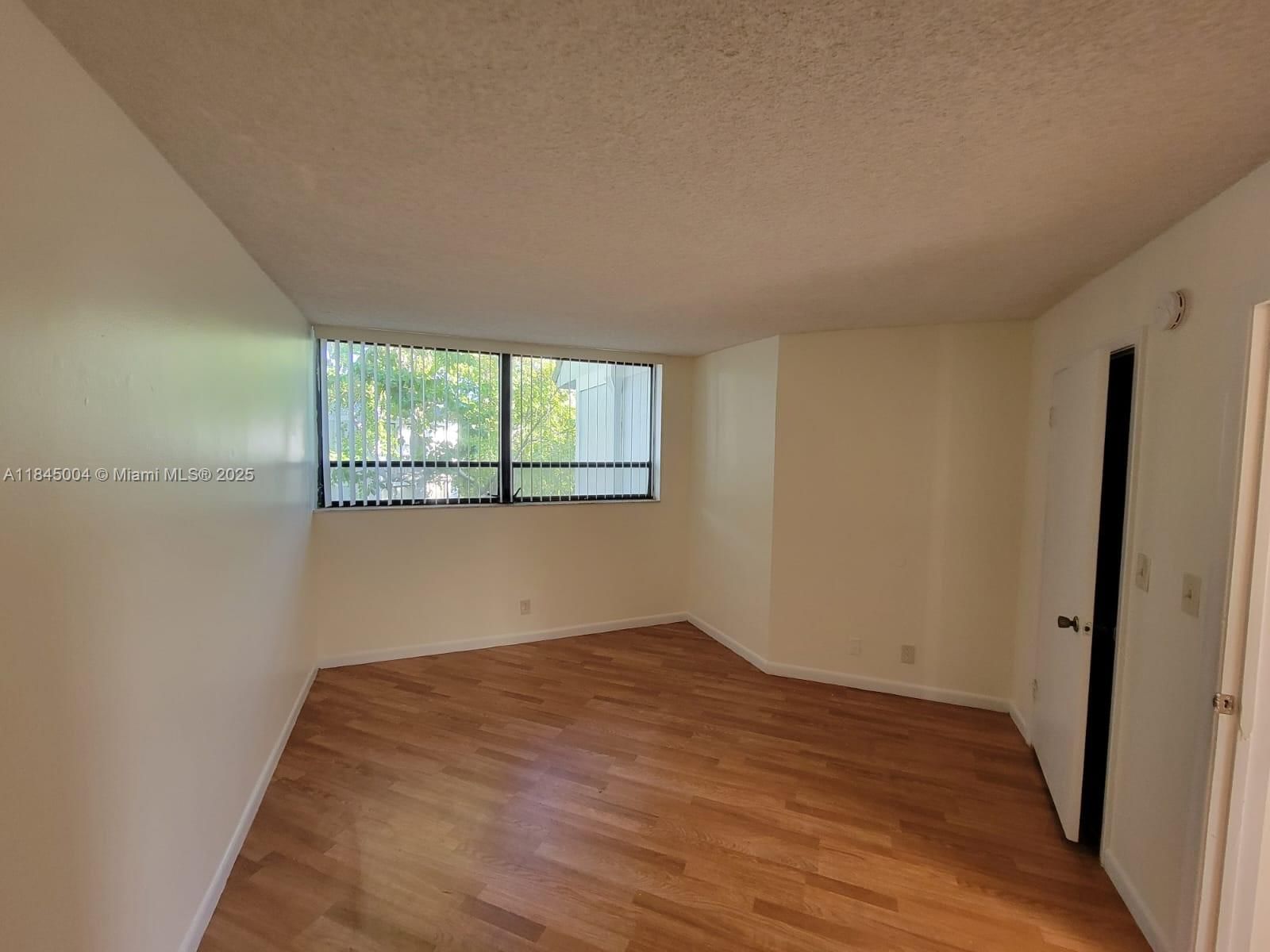 Real estate property located at 1720 Congress Ave #403, Palm Beach, Presidential Golfview Con, West Palm Beach, FL