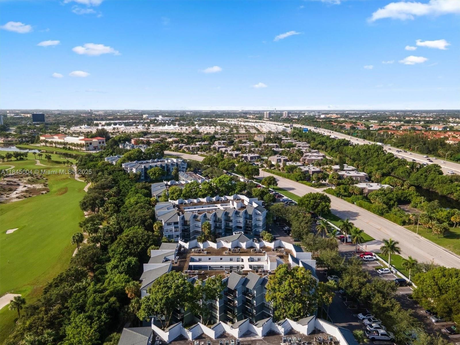 Real estate property located at 1720 Congress Ave #403, Palm Beach, Presidential Golfview Con, West Palm Beach, FL