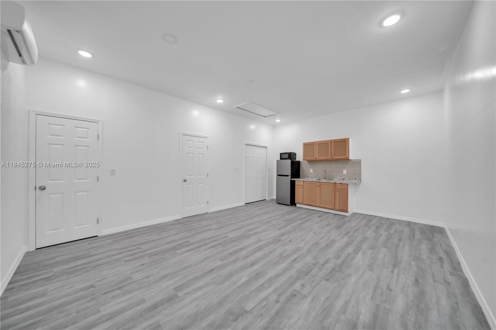 Real estate property located at 3100 Flora AVE S, Lee, Lehigh Acres, Lehigh Acres, FL