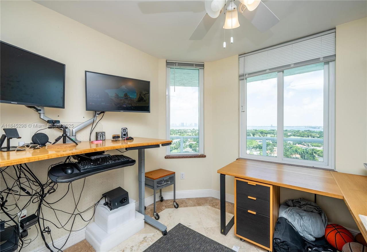 Real estate property located at 5900 Collins Ave #1701, Miami-dade, The Grandview Condo, Miami Beach, FL