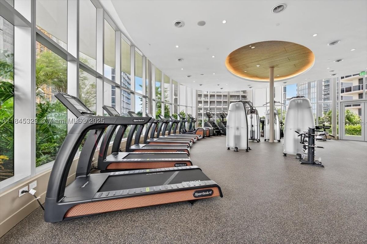 Real estate property located at 700 24th Street #1405, Miami-dade, Aria Reserve, Miami, FL