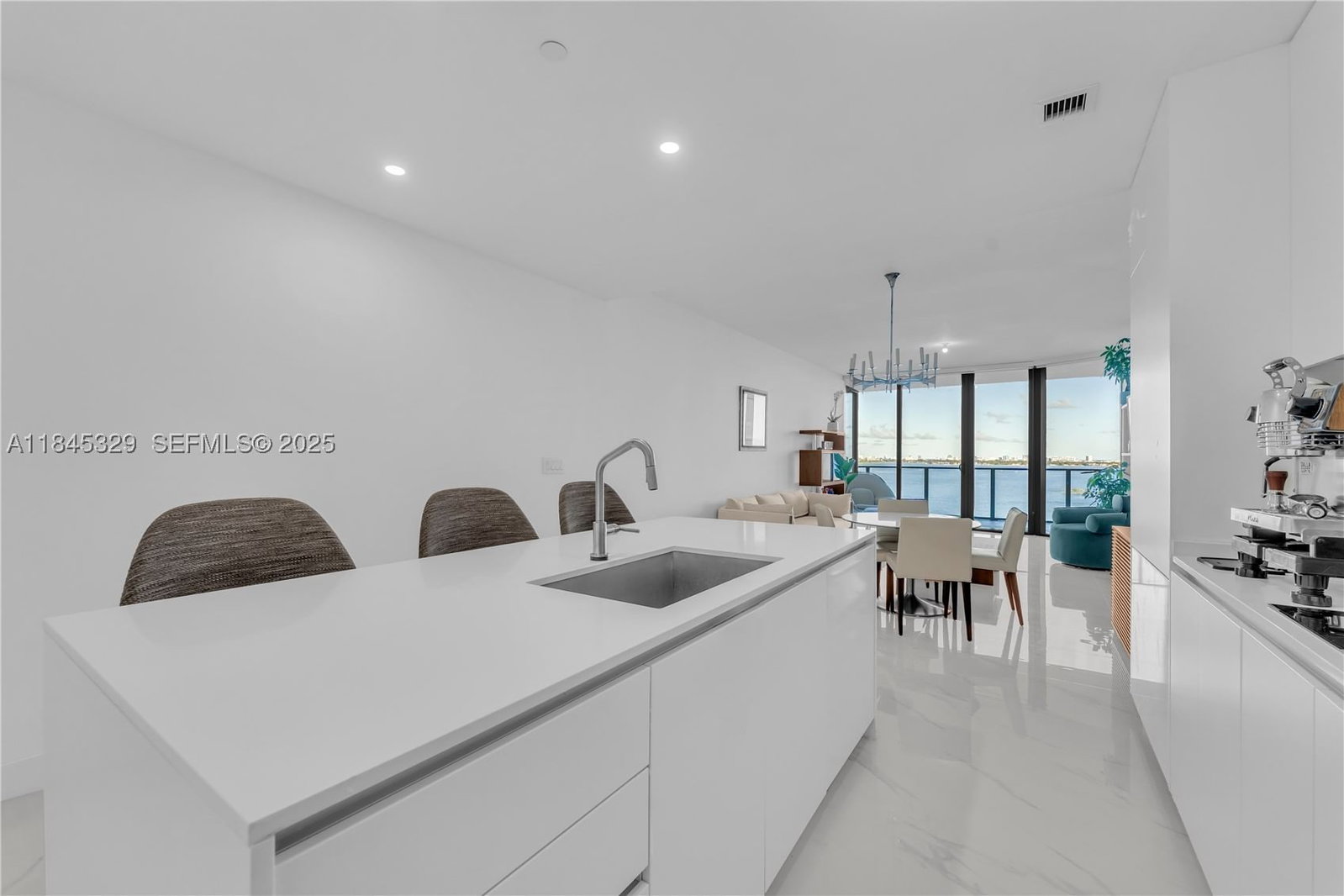 Real estate property located at 700 24th Street #1405, Miami-dade, Aria Reserve, Miami, FL