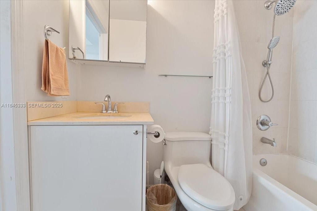 Real estate property located at 60 13th St #3203, Miami-dade, Infinity At Brickell Cond, Miami, FL