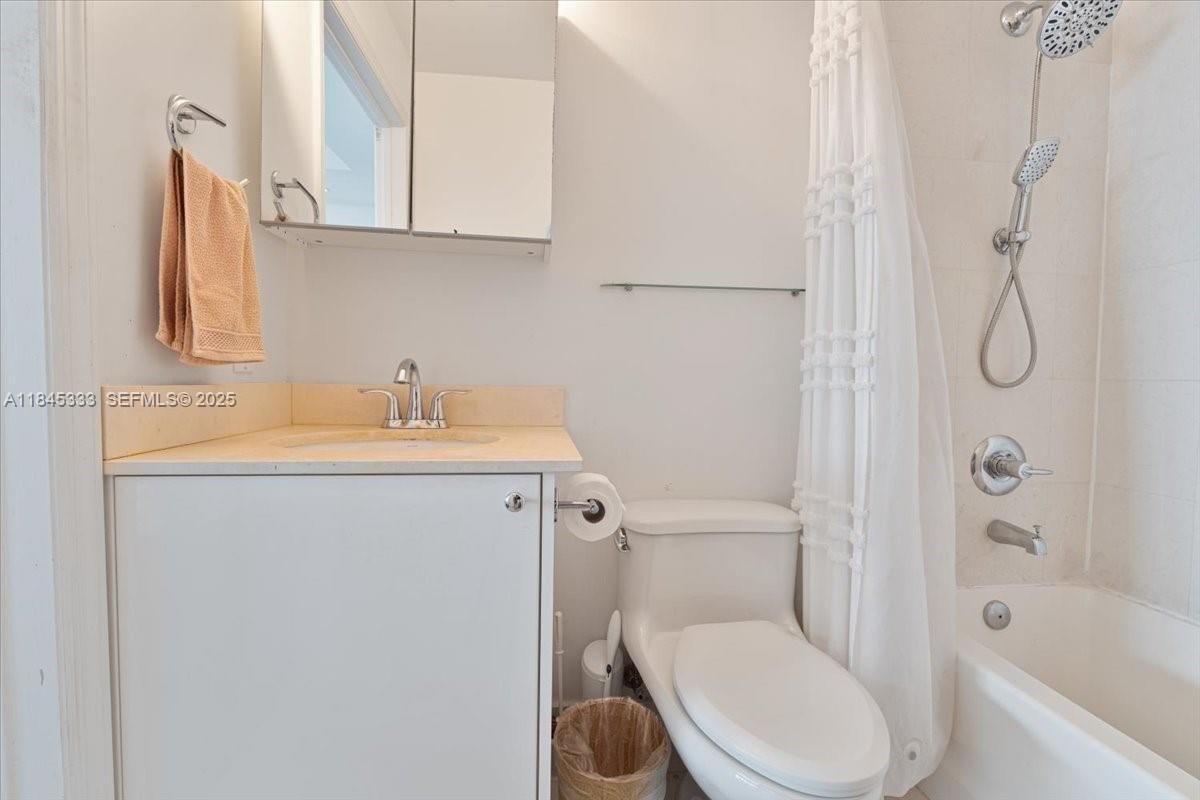 Real estate property located at 60 13th St #3203, Miami-dade, Infinity At Brickell Cond, Miami, FL