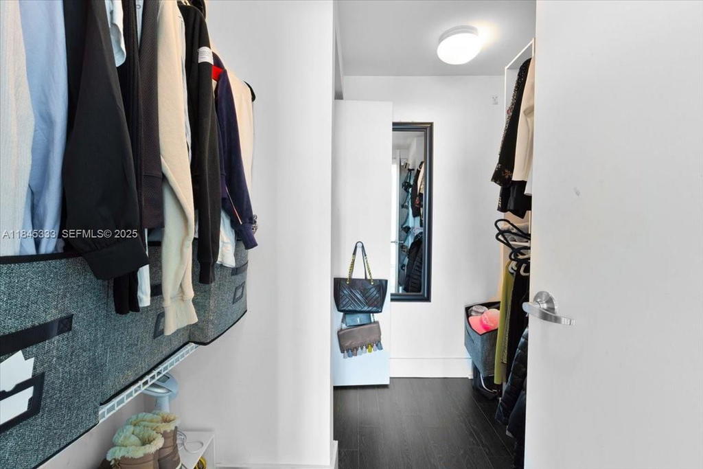 Real estate property located at 60 13th St #3203, Miami-dade, Infinity At Brickell Cond, Miami, FL