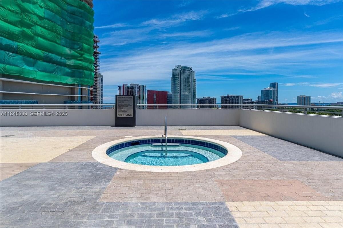 Real estate property located at 60 13th St #3203, Miami-dade, Infinity At Brickell Cond, Miami, FL