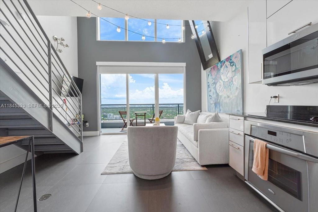 Real estate property located at 60 13th St #3203, Miami-dade, Infinity At Brickell Cond, Miami, FL