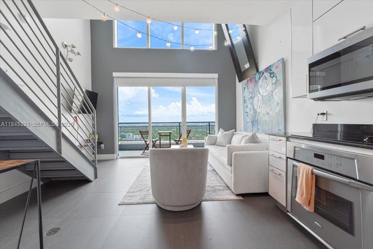 Real estate property located at 60 13th St #3203, Miami-dade, Infinity At Brickell Cond, Miami, FL