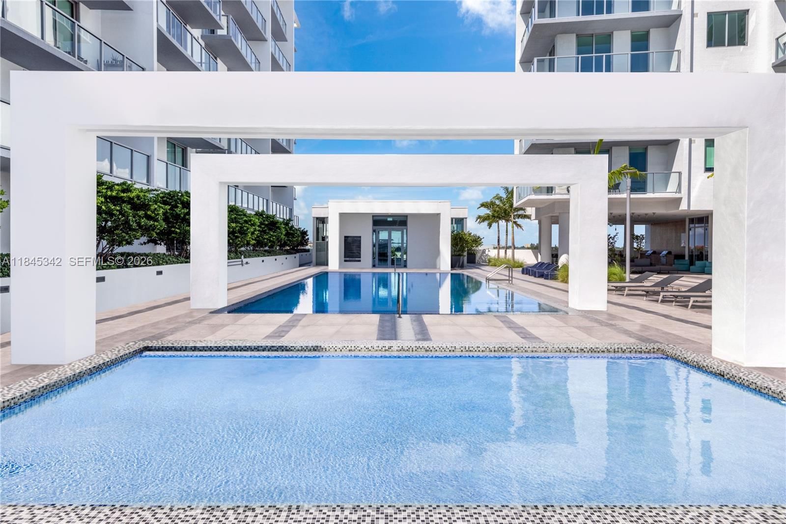 Real estate property located at 3900 Biscayne Blvd S-400, Miami-dade, Quadro Condo, Miami, FL