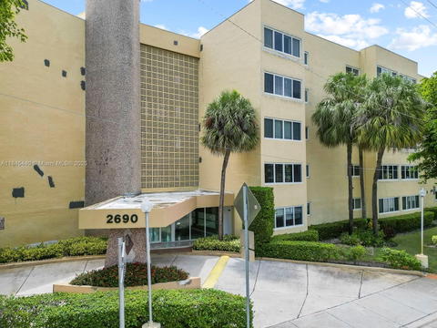 Real estate property located at 2690 22nd Ave #507, Miami-dade, Jaragua Plaza Condo, Miami, FL