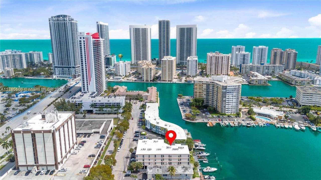 Real estate property located at 2420 Diana Dr #203, Broward, Bay Place Condo, Hallandale Beach, FL
