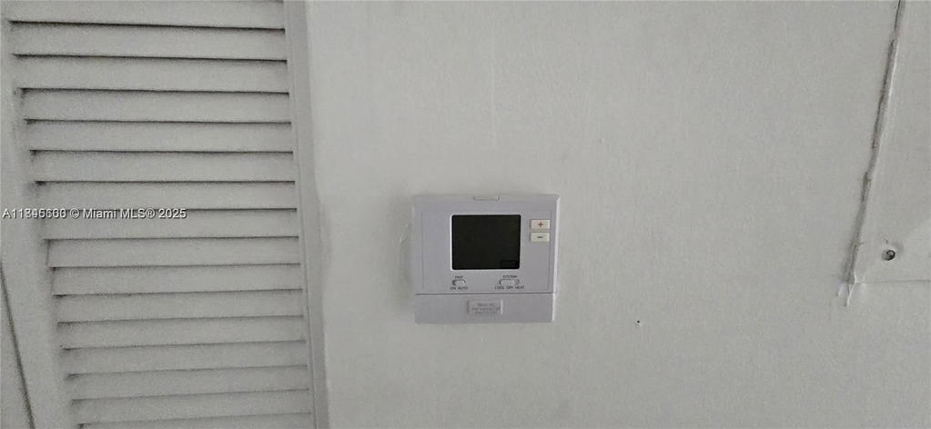 Real estate property located at 2420 Diana Dr #203, Broward, Bay Place Condo, Hallandale Beach, FL