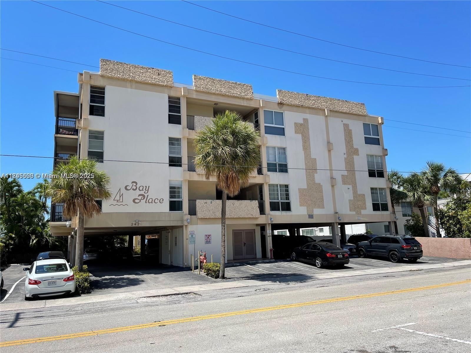 Real estate property located at 2420 Diana Dr #203, Broward, Bay Place Condo, Hallandale Beach, FL