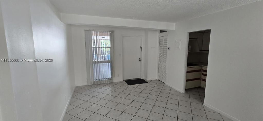 Real estate property located at 2420 Diana Dr #203, Broward, Bay Place Condo, Hallandale Beach, FL