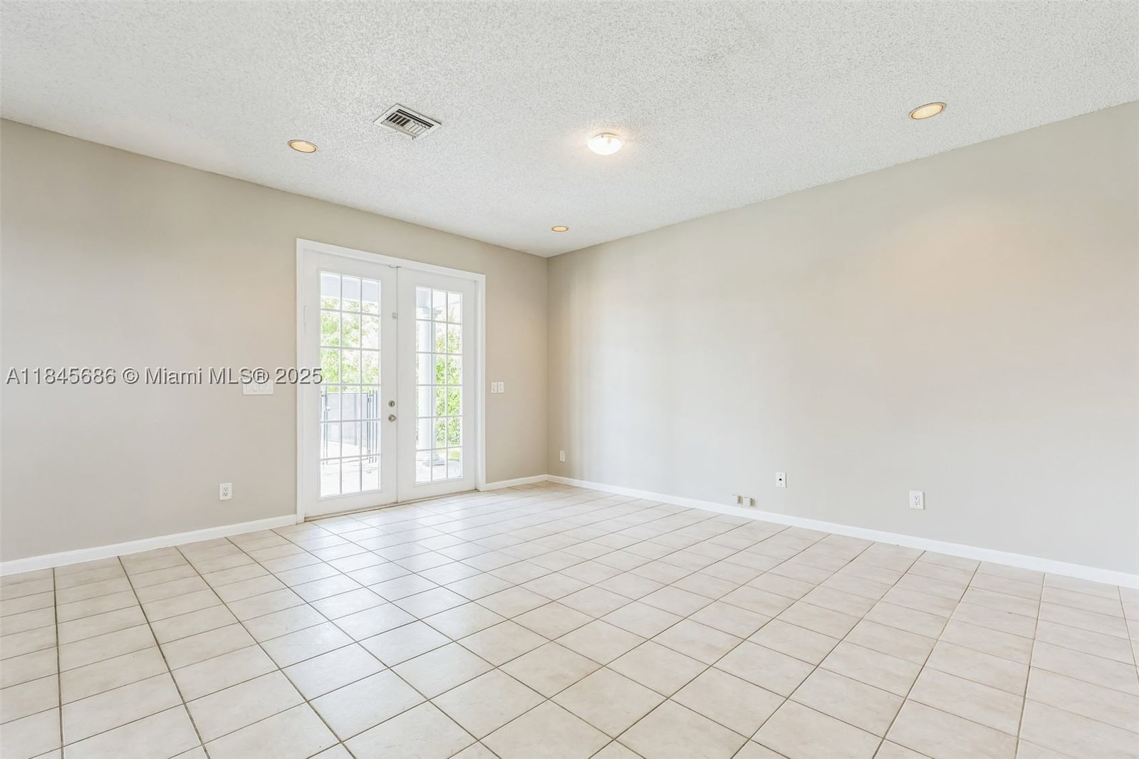 Real estate property located at 18091 22nd St, Broward, Silver Lakes Phase Iii, Miramar, FL